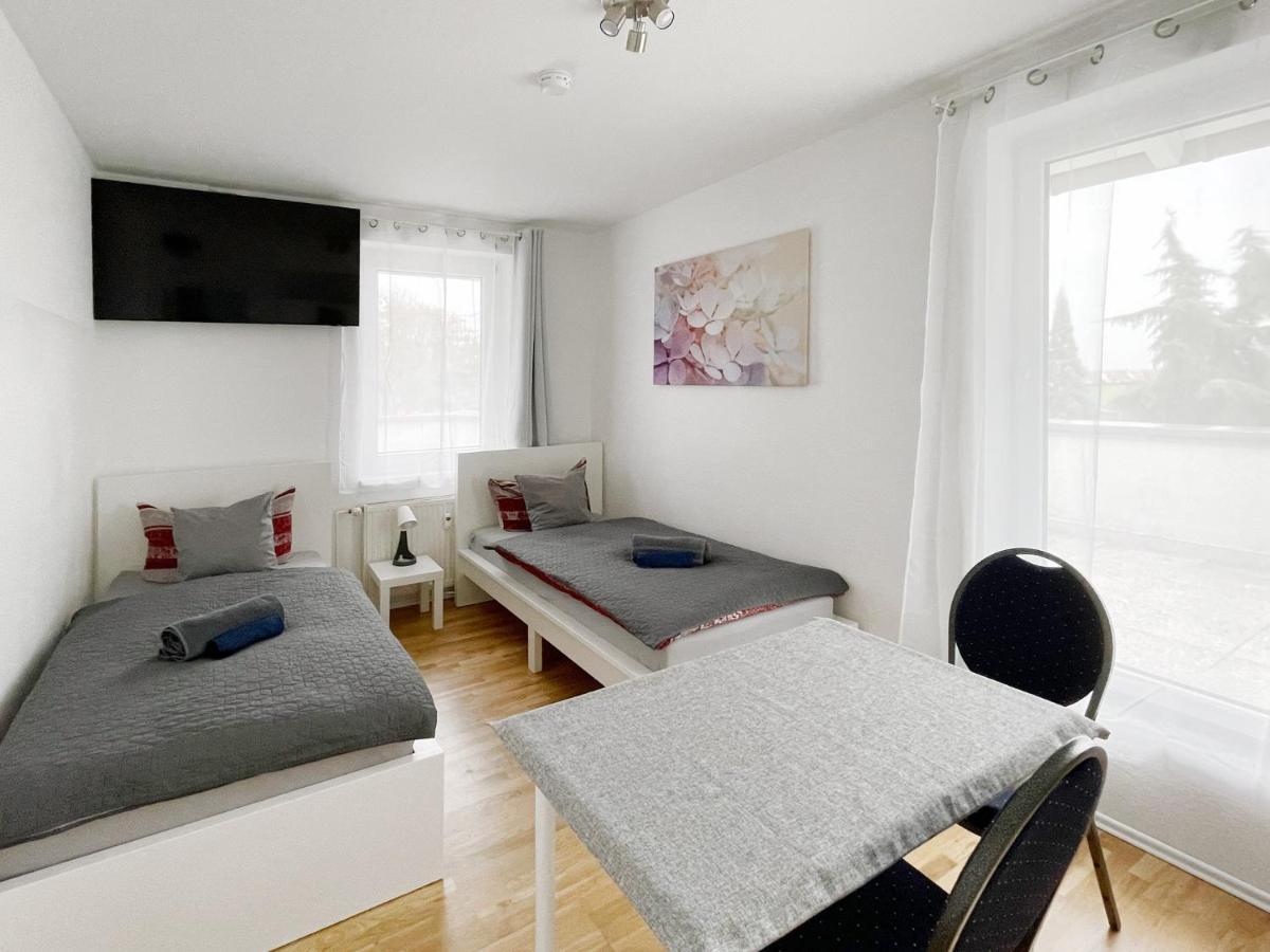 Schwanenburg Apartments Kolonie Rontgental Экстерьер фото