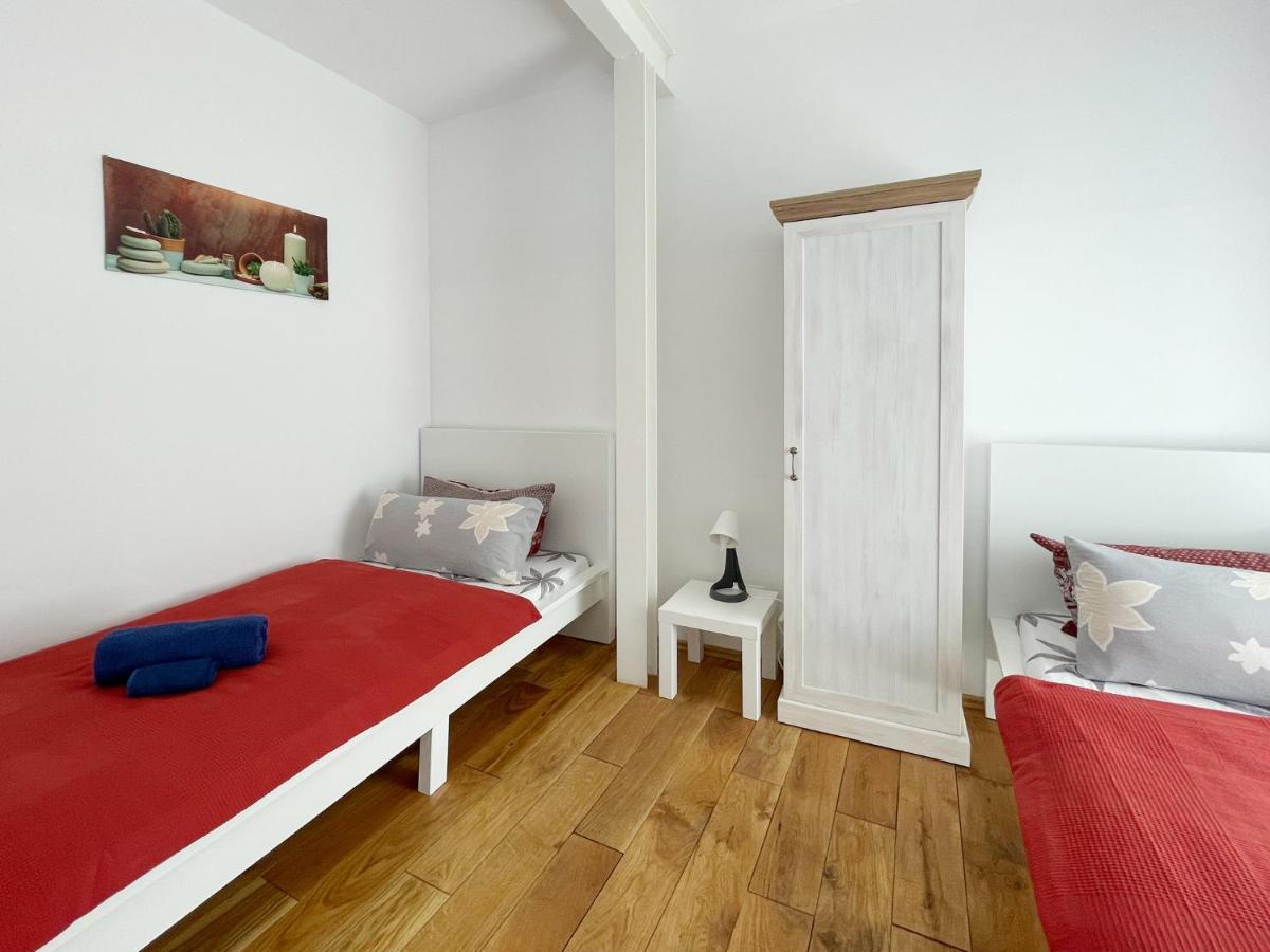 Schwanenburg Apartments Kolonie Rontgental Экстерьер фото