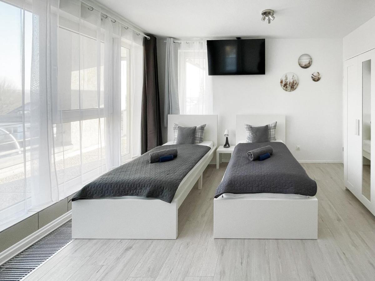 Schwanenburg Apartments Kolonie Rontgental Экстерьер фото